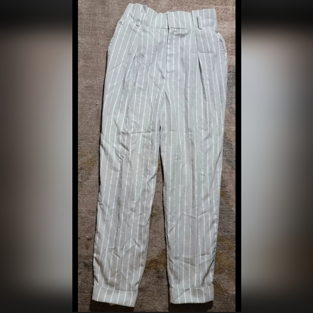 Forever 21 High Waisted Cuffed Green White Stripped Pants Size M Used